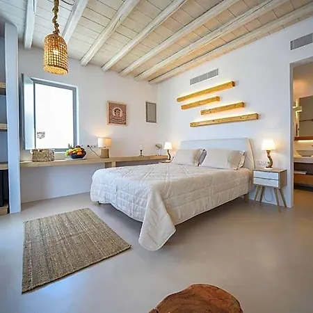 Myconian Crown By Mr And Mrs White 3*